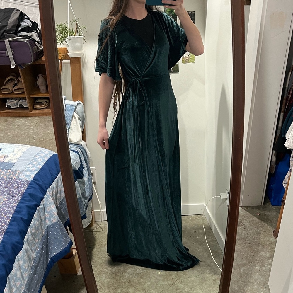 Baltic Born Deep Green Velvet Maxi Dress - Picture 4 of 6